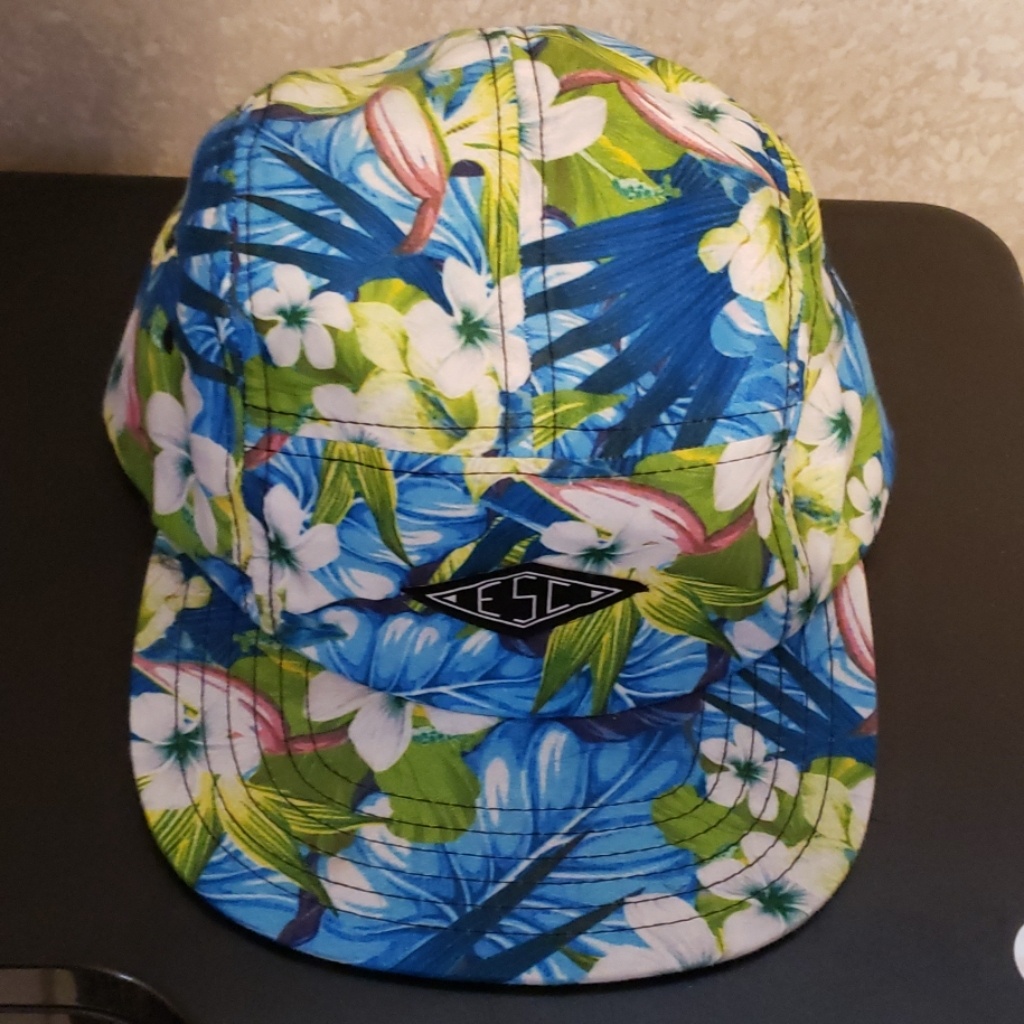 Empyre Surplus Hat